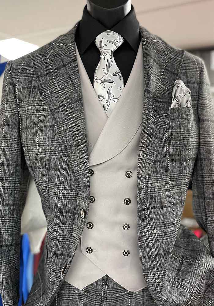 Men In Style Orlando - Gray Suits